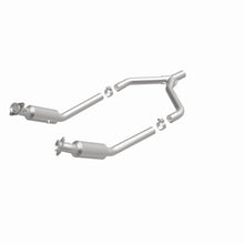 Load image into Gallery viewer, MagnaFlow Exhaust Products 5561533 California CARB Direct-Fit Catalytic Converter for Select Ford Mustang