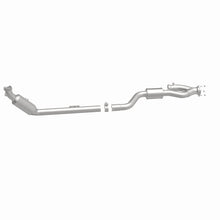 Load image into Gallery viewer, MagnaFlow Exhaust Products 5561264 California CARB Direct-Fit Catalytic Converter for Select Mercedes-Benz C230, Mercedes-Benz C280, Mercedes-Benz C350, Mercedes-Benz CLK350, Mercedes-Benz CLK550