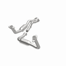 Load image into Gallery viewer, MagnaFlow Exhaust Products 49444 OEM Grade Direct-Fit Catalytic Converter for Select Jeep Commander, Jeep Grand Cherokee