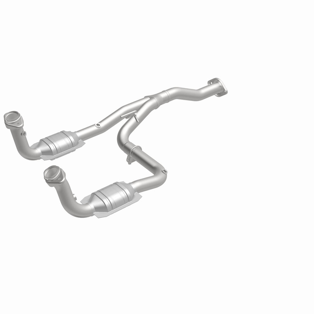 MagnaFlow Exhaust Products 23957 HM Grade Direct-Fit Catalytic Converter for Select Jeep Liberty
