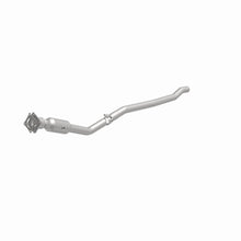 Load image into Gallery viewer, MagnaFlow Exhaust Products 5451814 California CARB Direct-Fit Catalytic Converter for Select Chrysler Town &amp; Country, Dodge Caravan, Dodge Grand Caravan