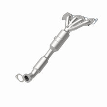 Load image into Gallery viewer, MagnaFlow Exhaust Products 49852 OEM Grade Manifold Catalytic Converter for Select Ford Focus