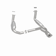 Load image into Gallery viewer, MagnaFlow Exhaust Products 49650 OEM Grade Direct-Fit Catalytic Converter for Select Buick Rainier, Chevrolet Trailblazer, GMC Envoy, Saab 9-7x