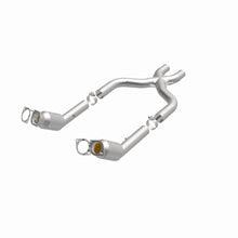 Load image into Gallery viewer, MagnaFlow Exhaust Products 5561976 California CARB Direct-Fit Catalytic Converter for Select Ford Mustang