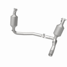Load image into Gallery viewer, MagnaFlow Exhaust Products 4651658 California CARB Direct-Fit Catalytic Converter for Select Dodge Dakota