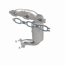 Load image into Gallery viewer, MagnaFlow Exhaust Products 51394 OEM Grade Manifold Catalytic Converter for Select Chrysler Pacifica, Chrysler Sebring, Chrysler Town &amp; Country, Dodge Avenger, Dodge Grand Caravan, Dodge Journey, Volkswagen Routan