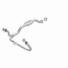 Load image into Gallery viewer, MagnaFlow Exhaust Products 23628 HM Grade Direct-Fit Catalytic Converter for Select Chevrolet Blazer, GMC Jimmy