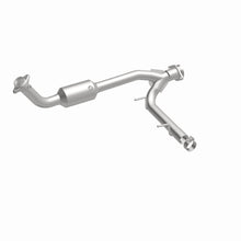 Load image into Gallery viewer, MagnaFlow Exhaust Products 52508 OEM Grade Direct-Fit Catalytic Converter for Select Lincoln Navigator