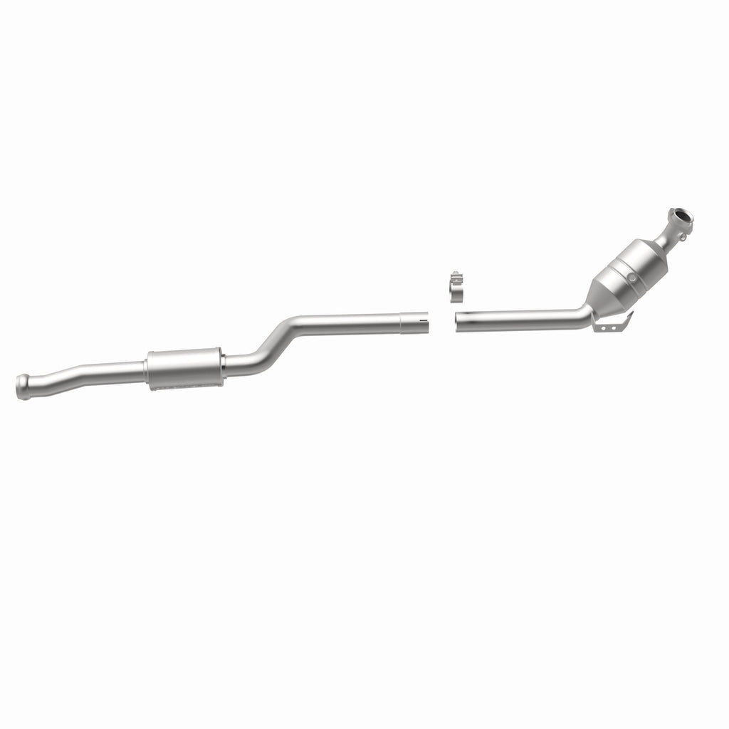 MagnaFlow Exhaust Products 51922 OEM Grade Direct-Fit Catalytic Converter for Select Mercedes-Benz C300, Mercedes-Benz C350