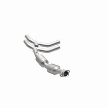 Load image into Gallery viewer, MagnaFlow Exhaust Products 51310 OEM Grade Direct-Fit Catalytic Converter for Select Ford E-150, Ford E-150 Club Wagon, Ford E-250