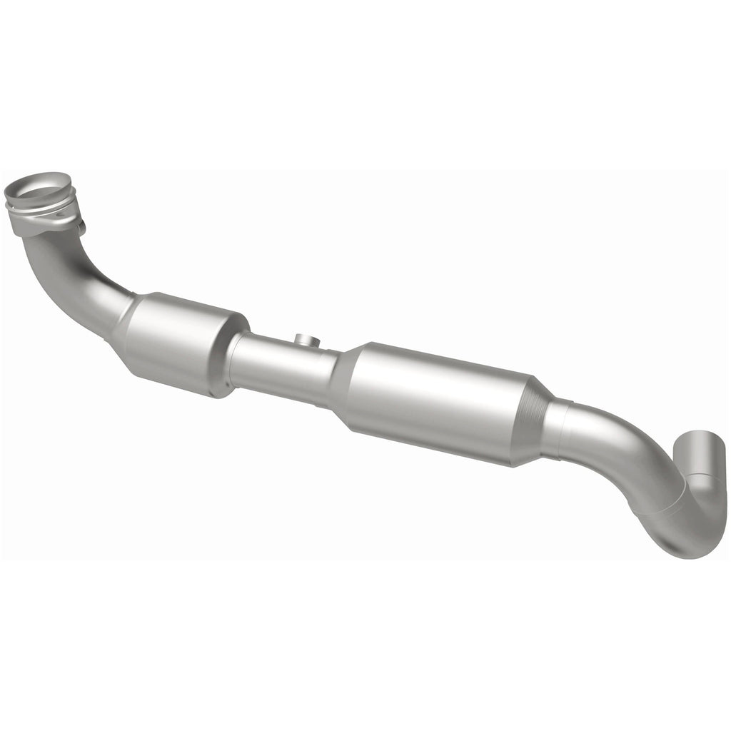 MagnaFlow Exhaust Products 4583087 California CARB Direct-Fit Catalytic Converter for Select Ford Expedition