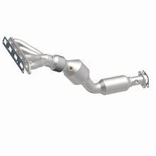 Load image into Gallery viewer, MagnaFlow Exhaust Products 5531351 California CARB Manifold Catalytic Converter for Select Mini Cooper