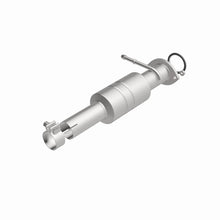 Load image into Gallery viewer, MagnaFlow Exhaust Products 52207 OEM Grade Direct-Fit Catalytic Converter for Select Toyota Highlander