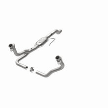Load image into Gallery viewer, MagnaFlow Exhaust Products 24437 HM Grade Direct-Fit Catalytic Converter for Select Dodge Dakota