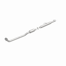 Load image into Gallery viewer, MagnaFlow Exhaust Products 5571095 California CARB Direct-Fit Catalytic Converter for Select Toyota Camry