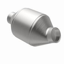 Load image into Gallery viewer, MagnaFlow Exhaust Products 51774 OEM Grade Universal Catalytic Converter for Select Honda HR-V, Jeep Grand Cherokee, Jeep Wrangler