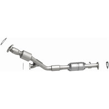Load image into Gallery viewer, MagnaFlow Exhaust Products 51391 OEM Grade Direct-Fit Catalytic Converter for Select Saturn Vue