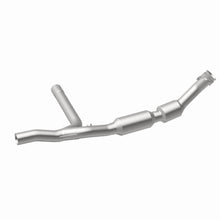 Load image into Gallery viewer, MagnaFlow Exhaust Products 4583622 California CARB Direct-Fit Catalytic Converter for Select Ford F-150