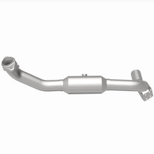 Load image into Gallery viewer, MagnaFlow Exhaust Products 4651507 California CARB Direct-Fit Catalytic Converter for Select Lincoln Navigator