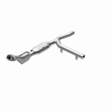 Load image into Gallery viewer, MagnaFlow Exhaust Products 93122 HM Grade Direct-Fit Catalytic Converter for Select Ford F-150, Ford F-150 Heritage