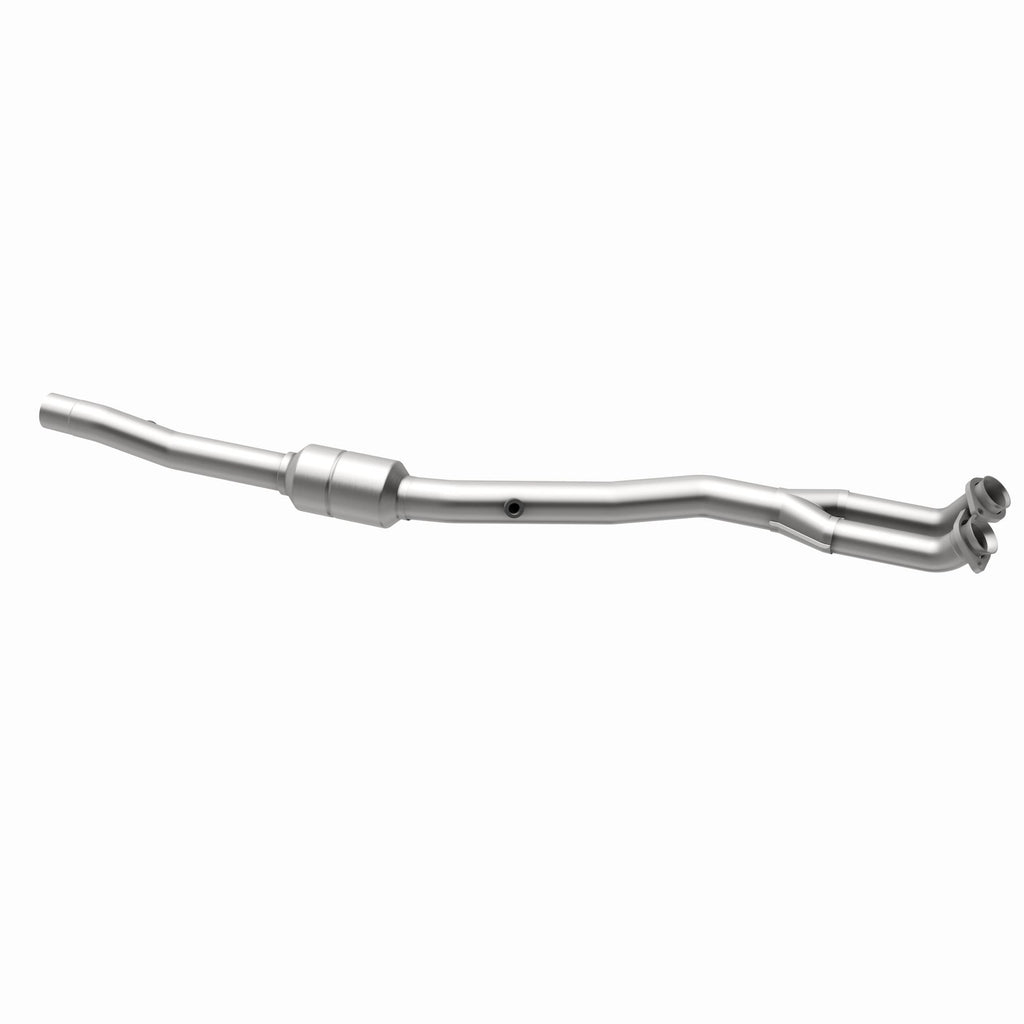 MagnaFlow Exhaust Products 24130 HM Grade Direct-Fit Catalytic Converter for Select BMW 840Ci