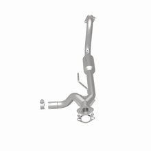 Load image into Gallery viewer, MagnaFlow Exhaust Products 5451652 California CARB Direct-Fit Catalytic Converter for Select Chrysler Aspen, Dodge Durango