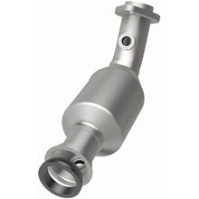 Load image into Gallery viewer, MagnaFlow Exhaust Products 4583051 California CARB Direct-Fit Catalytic Converter for Select Jeep Liberty