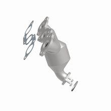 Load image into Gallery viewer, MagnaFlow Exhaust Products 49837 OEM Grade Manifold Catalytic Converter for Select Lexus RX330, Toyota Highlander, Toyota Sienna