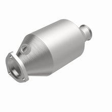 Load image into Gallery viewer, MagnaFlow Exhaust Products 3391449 California CARB Direct-Fit Catalytic Converter for Select Volkswagen Transporter