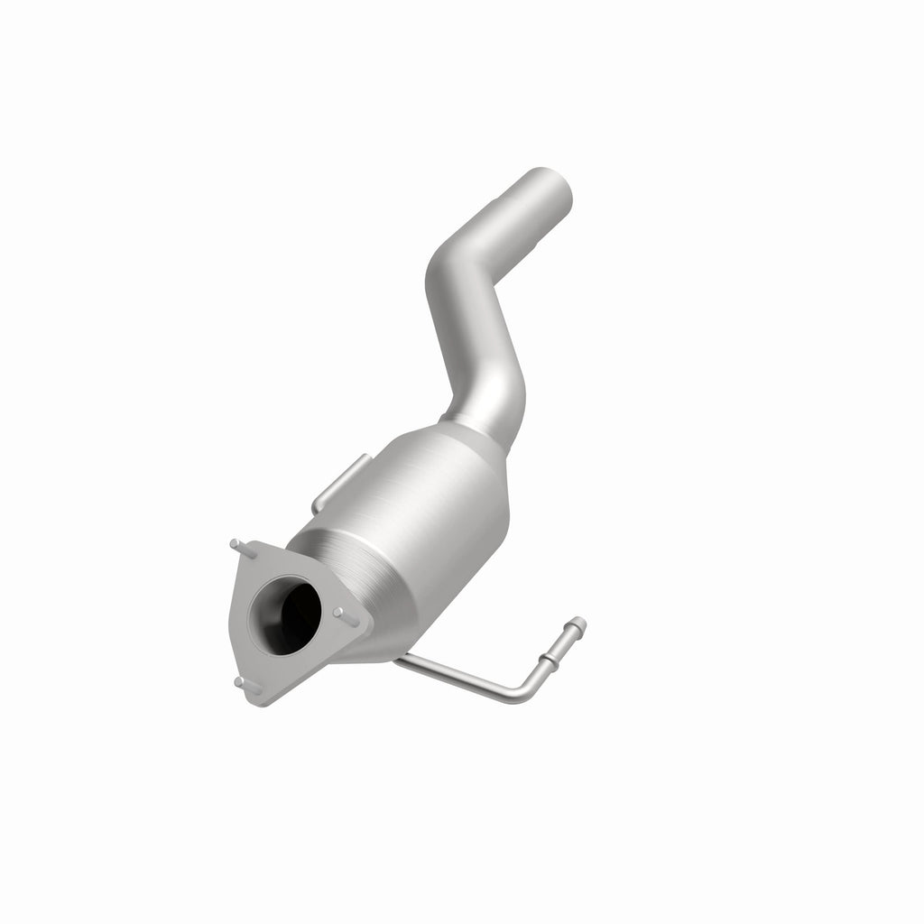 MagnaFlow Exhaust Products 24185 HM Grade Direct-Fit Catalytic Converter for Select Volkswagen Touareg