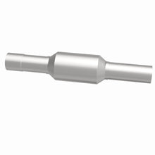 Load image into Gallery viewer, MagnaFlow Exhaust Products 3391488 California CARB Direct-Fit Catalytic Converter for Select Chevrolet Blazer, Chevrolet C1500 Suburban, Chevrolet C2500 Suburban, Chevrolet K1500 Suburban, Chevrolet K2500 Suburban, GMC C1500 Suburban, GMC C2500 Suburban,