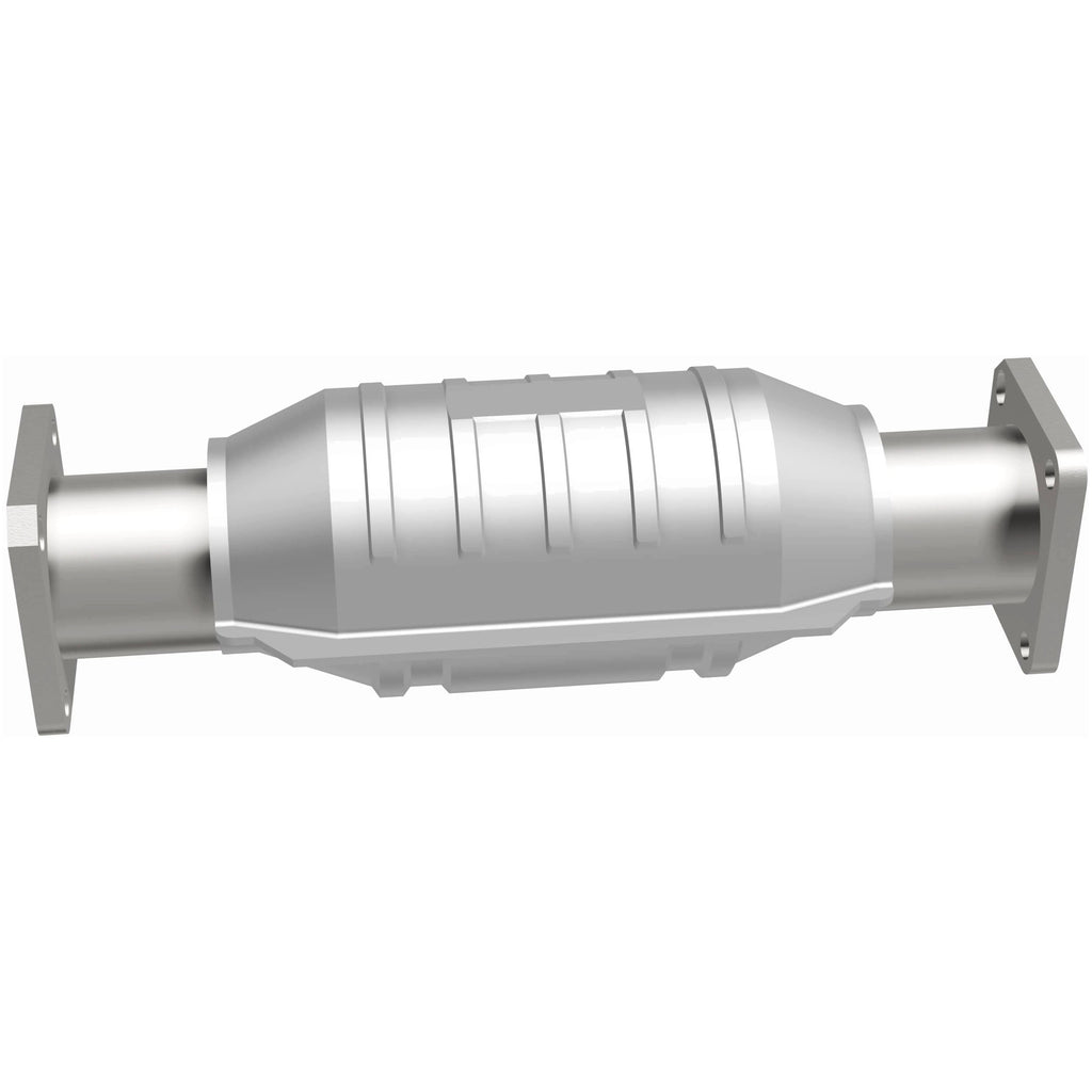 MagnaFlow Exhaust Products 23650 Standard Grade Direct-Fit Catalytic Converter for Select Geo Storm, Isuzu Impulse