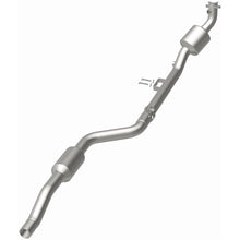 Load image into Gallery viewer, MagnaFlow Exhaust Products 551706 California CARB Direct-Fit Catalytic Converter for Select Mercedes-Benz CLS500, Mercedes-Benz E500