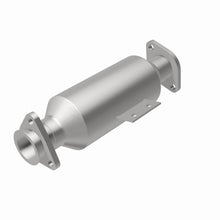 Load image into Gallery viewer, MagnaFlow Exhaust Products 4481876 California CARB Direct-Fit Catalytic Converter for Select Hyundai Elantra, Hyundai Tiburon