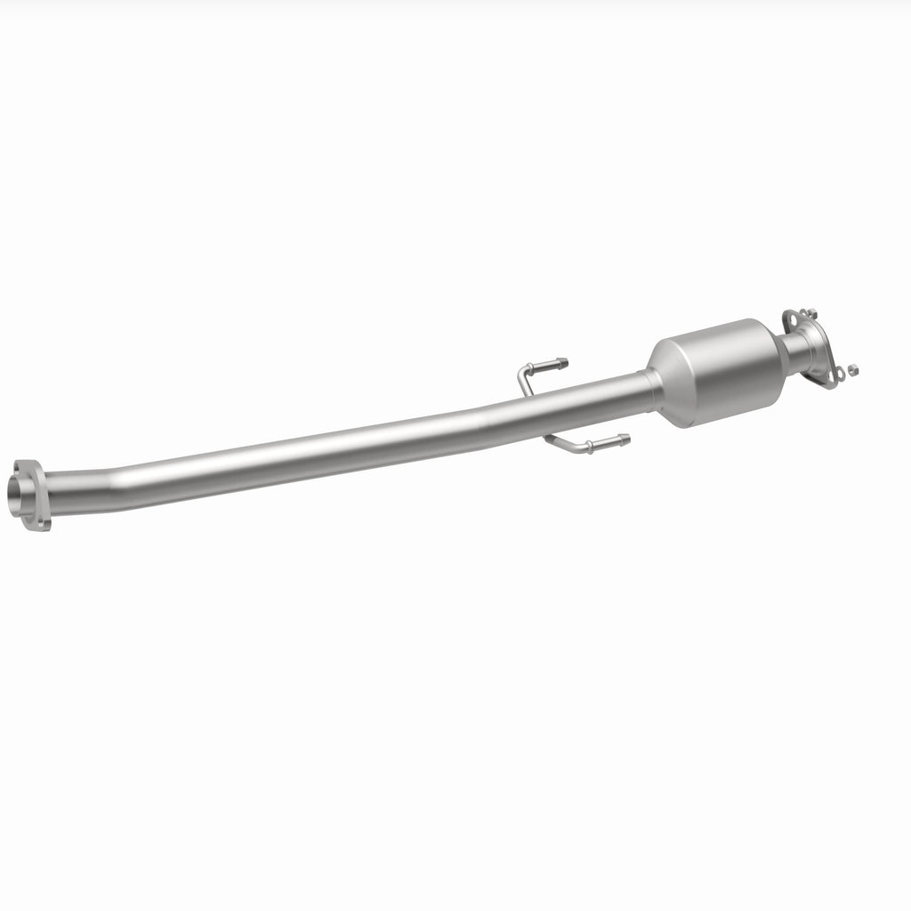MagnaFlow Exhaust Products 280116 OEM Grade Direct-Fit Catalytic Converter for Select Toyota Highlander