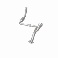 Load image into Gallery viewer, MagnaFlow Exhaust Products 4551582 California CARB Direct-Fit Catalytic Converter for Select Jeep Liberty