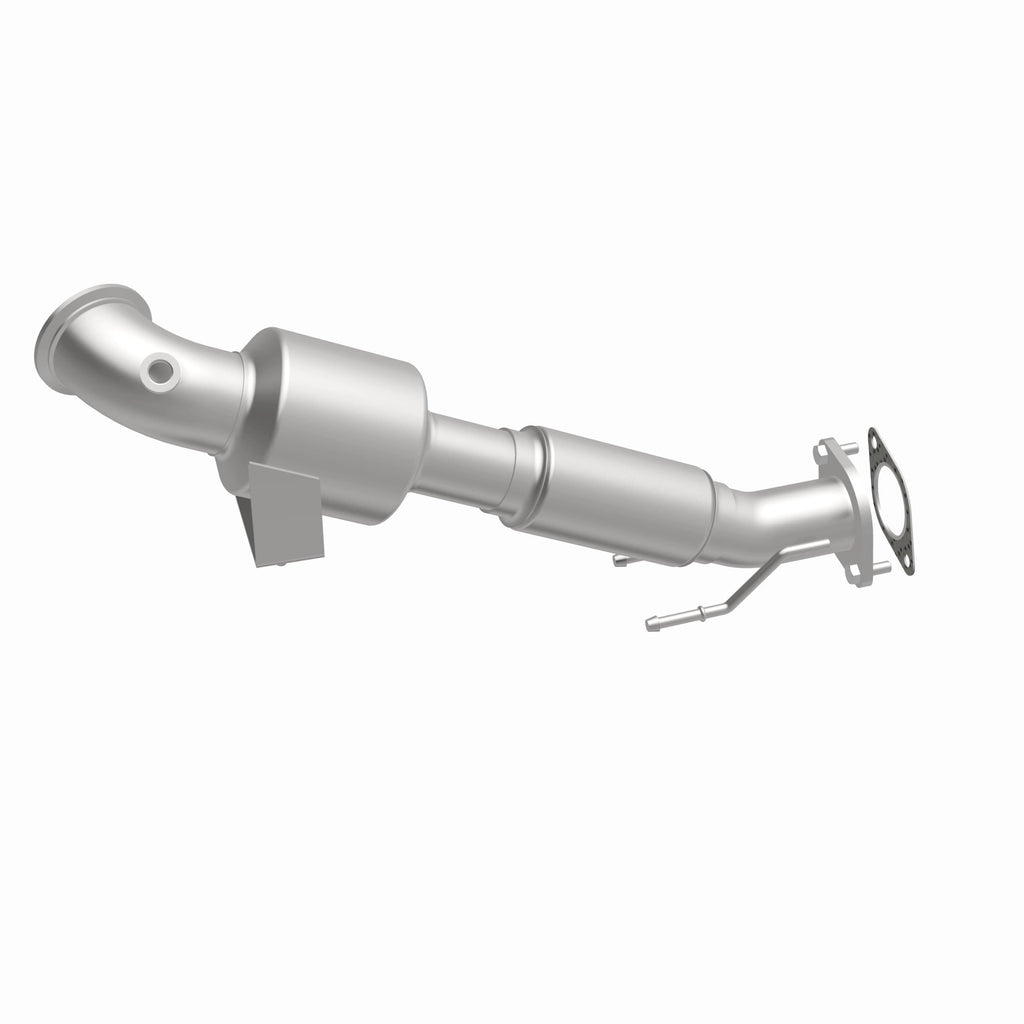 MagnaFlow Exhaust Products 51633 OEM Grade Direct-Fit Catalytic Converter for Select Ford Focus