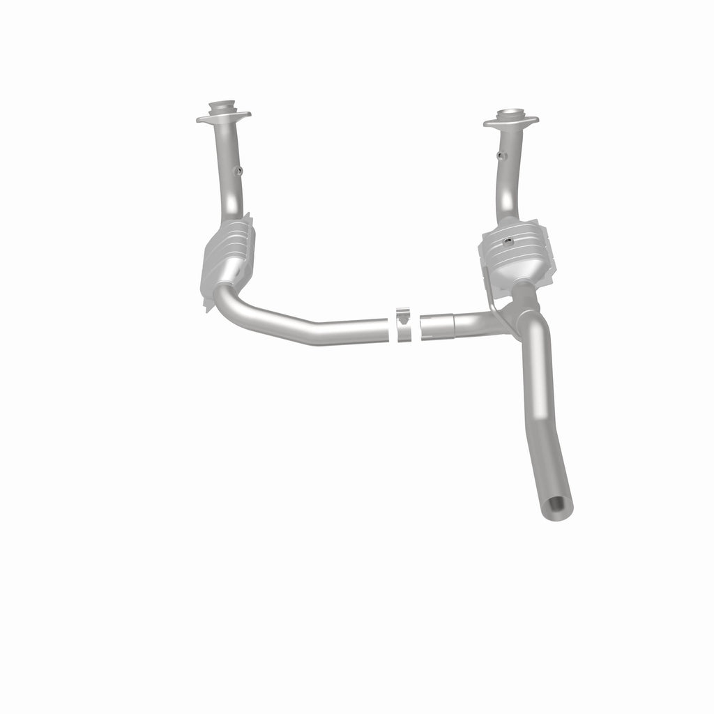 MagnaFlow Exhaust Products 49187 OEM Grade Direct-Fit Catalytic Converter for Select Dodge Nitro, Jeep Liberty