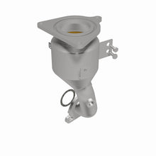 Load image into Gallery viewer, MagnaFlow Exhaust Products 51889 OEM Grade Direct-Fit Catalytic Converter for Select Ford Fusion, Mercury Milan