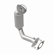 Load image into Gallery viewer, MagnaFlow Exhaust Products 52097 OEM Grade Direct-Fit Catalytic Converter for Select Chevrolet Equinox, Pontiac Torrent, Suzuki XL-7