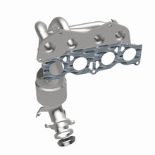 Load image into Gallery viewer, MagnaFlow Exhaust Products 5531078 California CARB Manifold Catalytic Converter for Select Pontiac Vibe