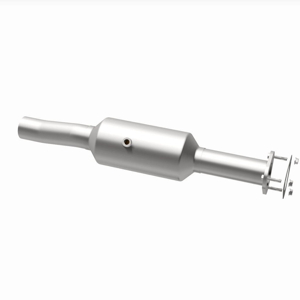 MagnaFlow Exhaust Products 280446 OEM Grade Direct-Fit Catalytic Converter for Select Ford E-450 Super Duty