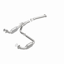 Load image into Gallery viewer, MagnaFlow Exhaust Products 51092 OEM Grade Direct-Fit Catalytic Converter for Select Chevrolet Express 1500, Chevrolet Express 2500, GMC Savana 1500, GMC Savana