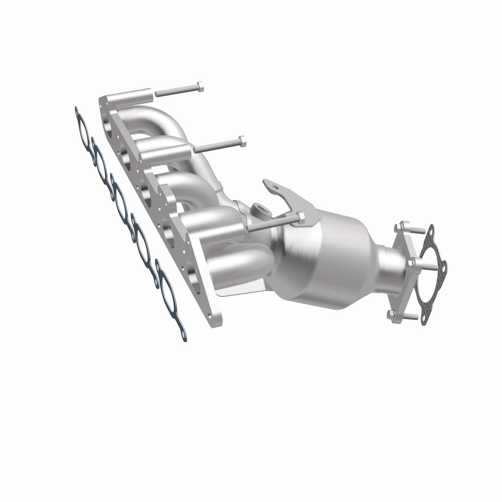 MagnaFlow Exhaust Products 22-138 OEM Grade Manifold Catalytic Converter for Select Volvo S60, Volvo V70