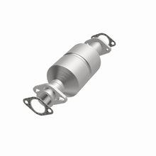 Load image into Gallery viewer, MagnaFlow Exhaust Products 3391242 California CARB Direct-Fit Catalytic Converter for Select Dodge Raider, Dodge Ram 50, Mitsubishi Mighty Max, Mitsubishi Montero