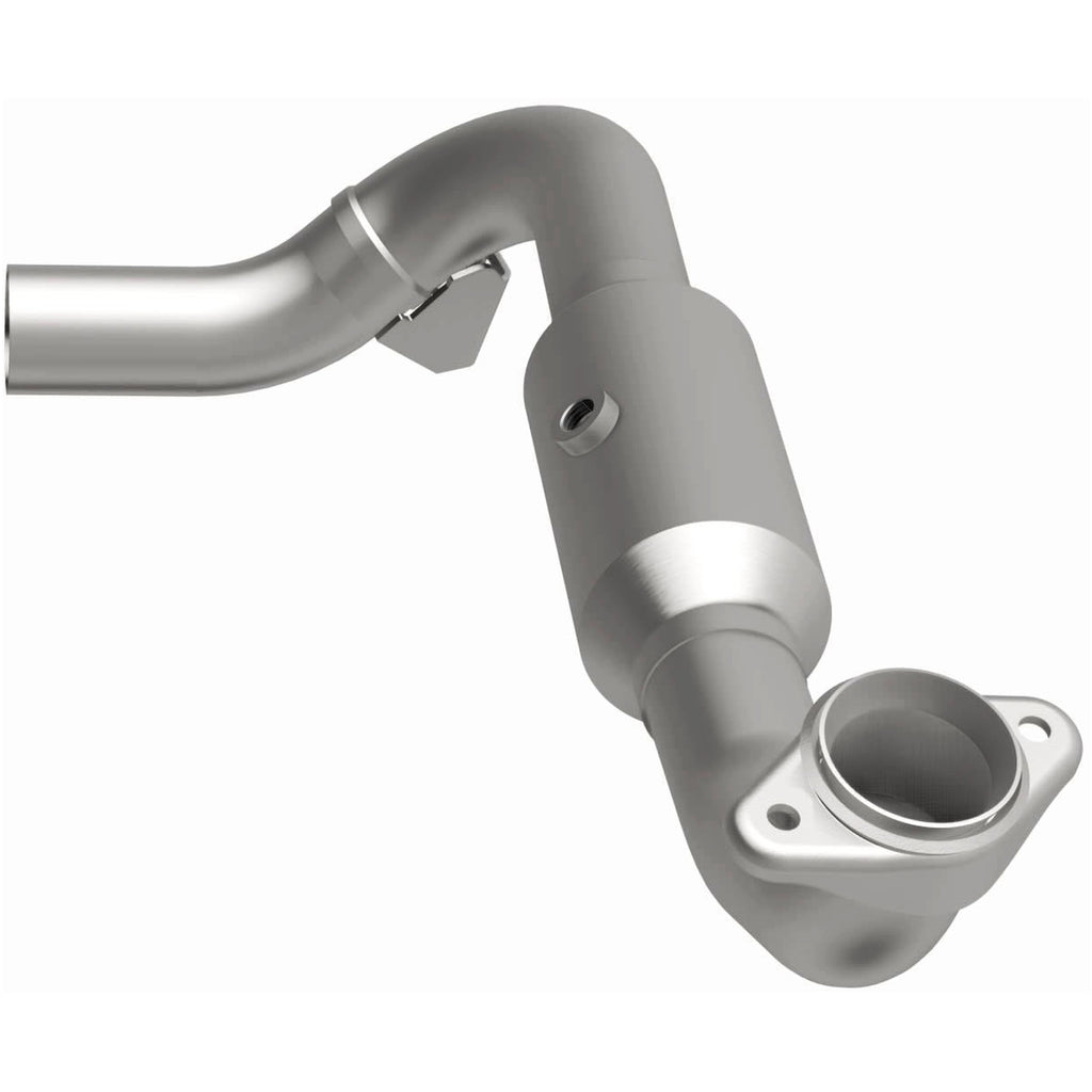 MagnaFlow Exhaust Products 4651507 California CARB Direct-Fit Catalytic Converter for Select Lincoln Navigator