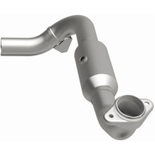 Load image into Gallery viewer, MagnaFlow Exhaust Products 4651507 California CARB Direct-Fit Catalytic Converter for Select Lincoln Navigator