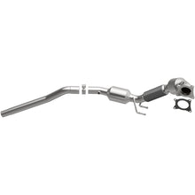 Load image into Gallery viewer, MagnaFlow Exhaust Products 5582408 California CARB Direct-Fit Catalytic Converter for Select Volkswagen Tiguan