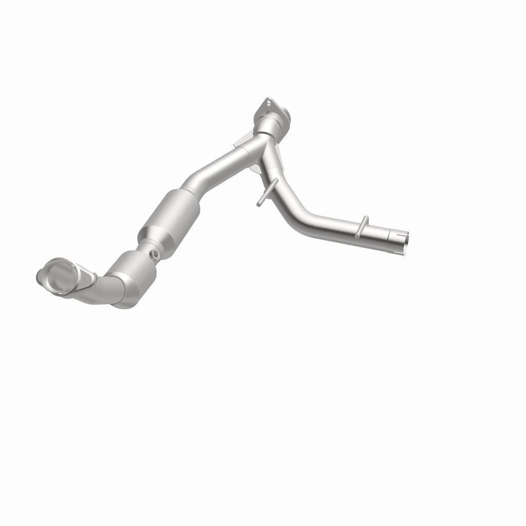 MagnaFlow Exhaust Products 4583078 California CARB Direct-Fit Catalytic Converter for Select Ford Expedition