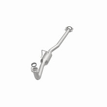 Load image into Gallery viewer, MagnaFlow Exhaust Products 93135 Standard Grade Direct-Fit Catalytic Converter for Select Chevrolet Sprint, Geo Metro